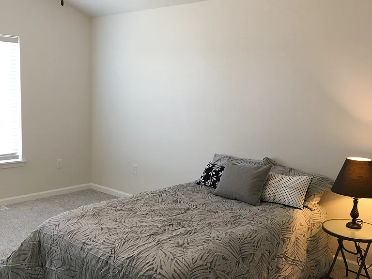 1150 Dahnovan Dr — Photo 6