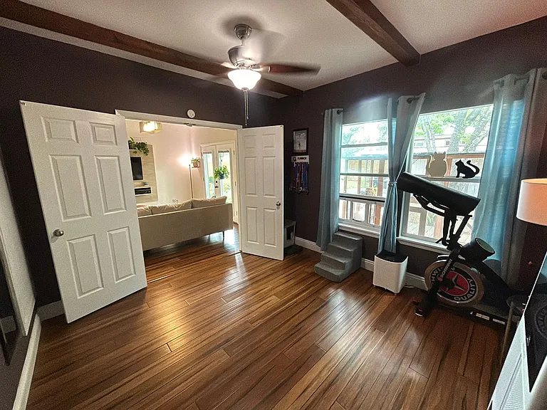 628 W Magnolia Ave — Photo 9