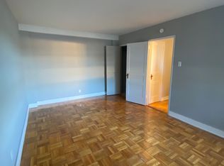 5835 Utopia Pkwy APT 2B, Fresh Meadows, NY 11365