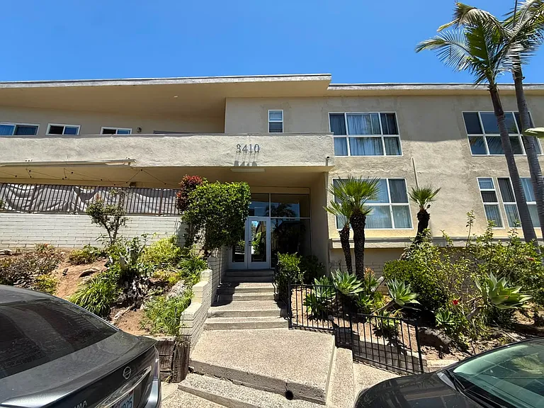 3410 Club Dr #9 — Photo 1