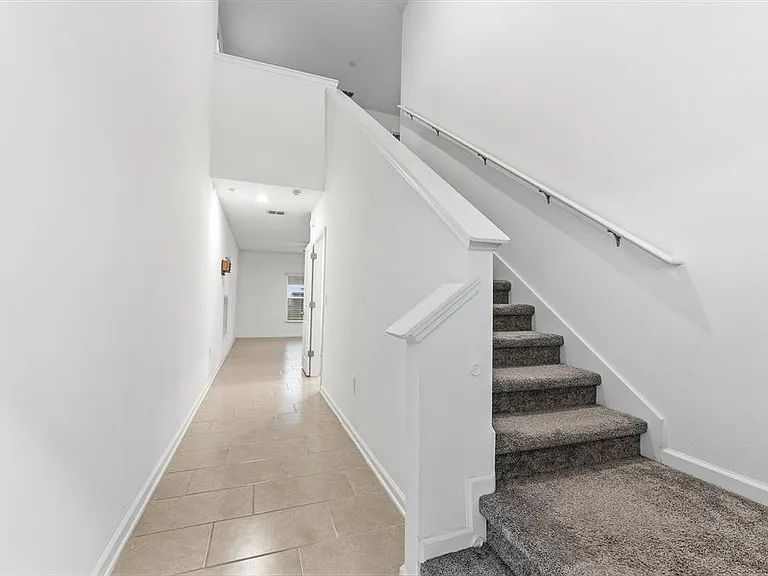 1126 James Paul Rd — Photo 4
