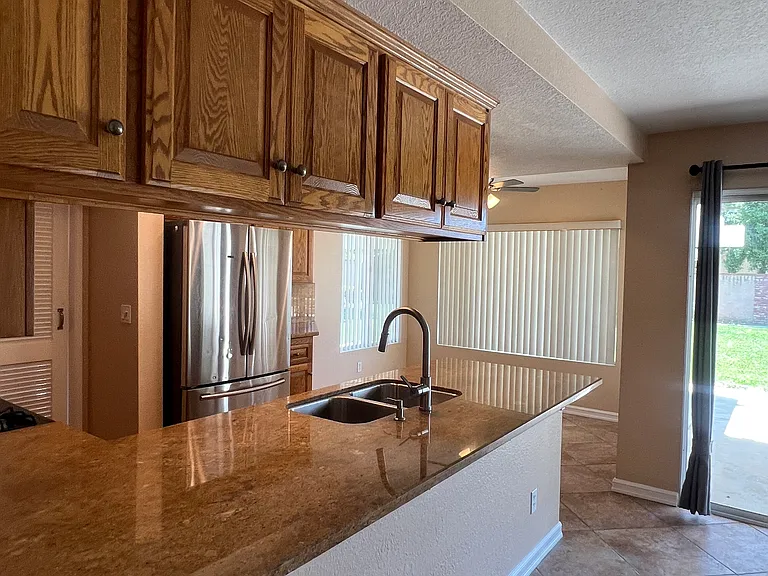 Kitchen Bar Area
