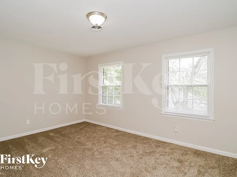 2305 Cottage Pl — Photo 11