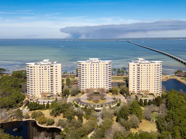 408 Kelly Plantation Dr Unit 409, Destin, FL 32541