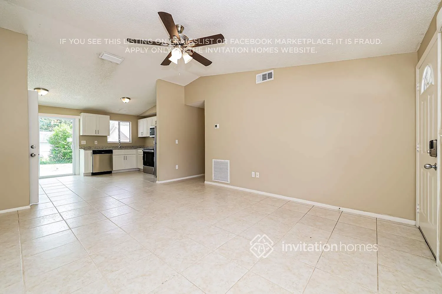 1220 Piney Branch Cir Valrico, FL 33594 — Photo 4