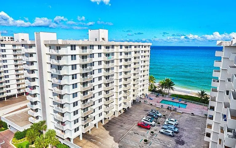3221 S Ocean Blvd #207 — Photo 10