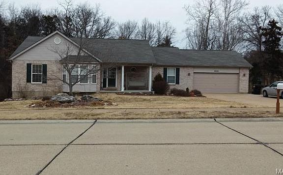 3rd image of 3835 Secluded Meadow Dr