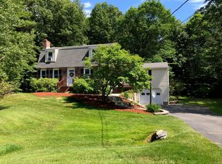 9 Birnum Woods Rd, Stratham, NH 03885