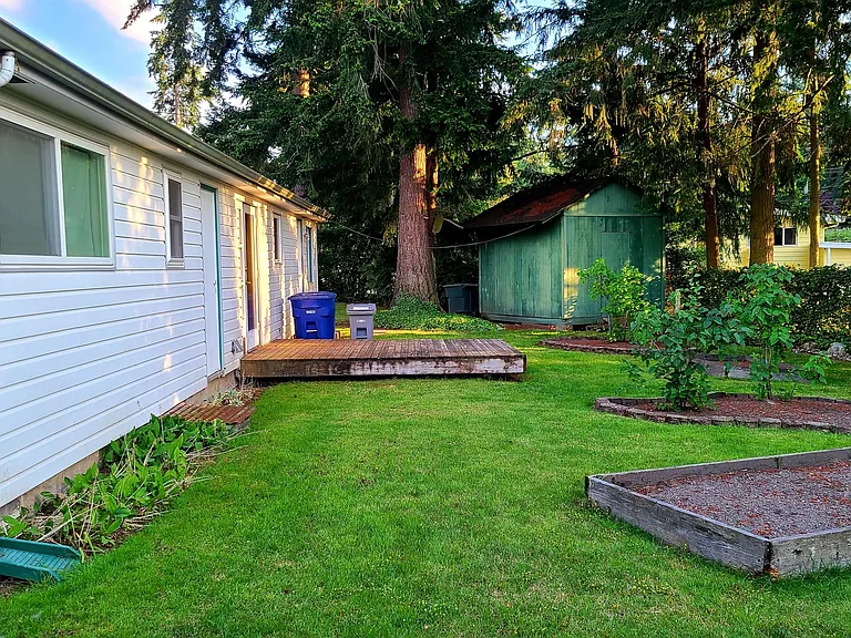 14620 SE Eastgate Dr — Photo 2