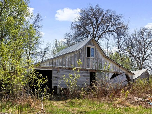 15535 375th St, Taylors Falls, MN 55084