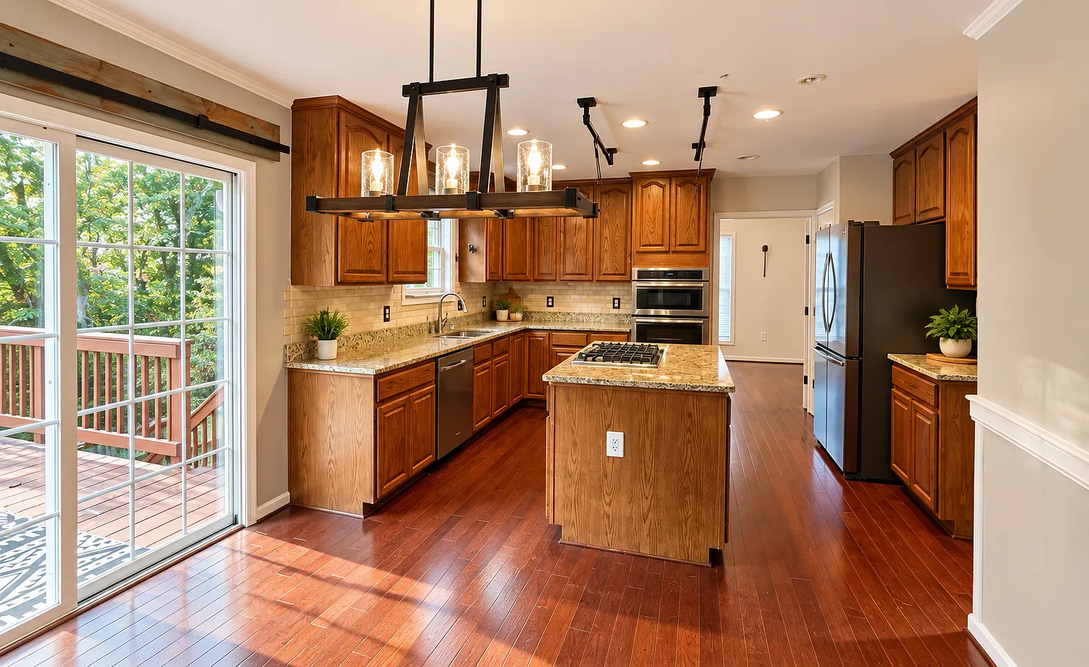 5 bed, 3.5 bath, 3445 sqft, $3,550 — Photo 3