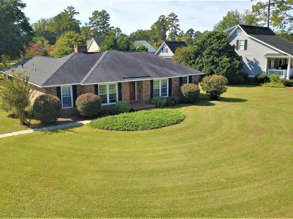 207 Warwick Dr, Marion, SC 29571