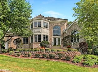 6 Tumblebrook Ct, Burr Ridge, IL 60527