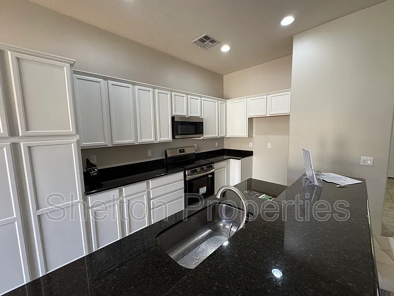 21166 W Main St