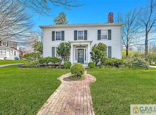 57 S Main St, Cranbury, NJ 08512
