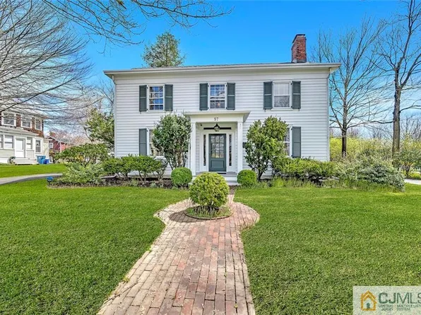 57 S Main St, Cranbury, NJ 08512