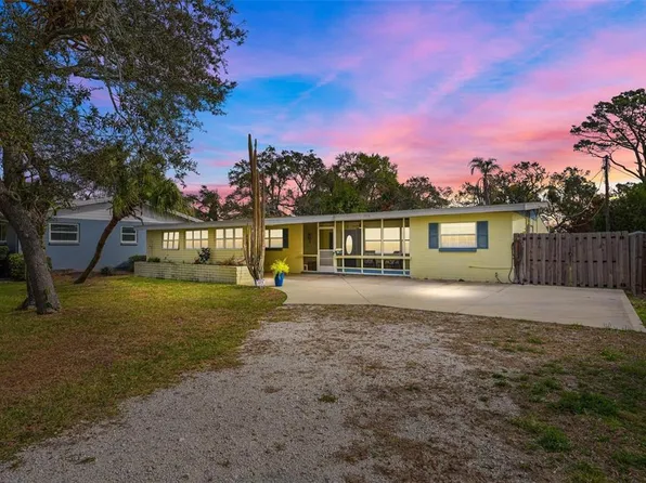 1715 Areca Way, Holly Hill, FL 32117