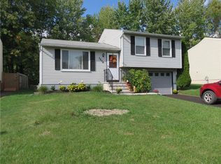 3876 Pintail Path, Liverpool, NY 13090