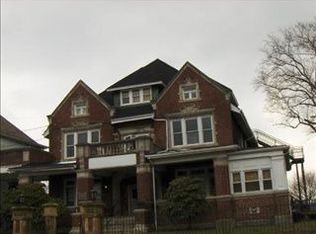 1038 Valley Club Dr, Irwin, PA 15642