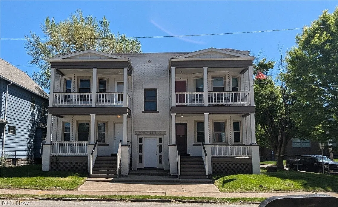 2 bed, $1,000 — Photo 1