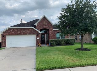 23719 Parkwater Bridge Ln, Richmond, TX 77407