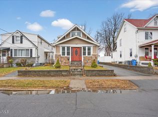 36 Frost Place, Albany, NY 12205