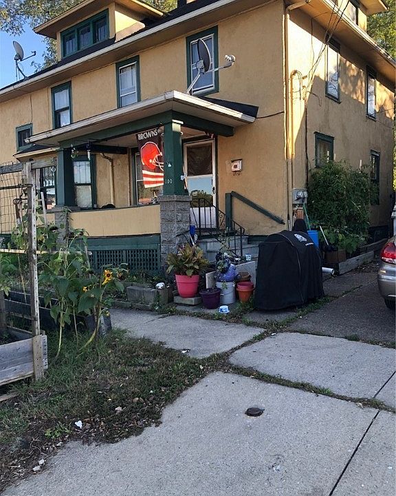 2nd image of 518 Lake Ave