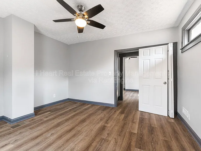 957 Harrison Ave — Photo 17