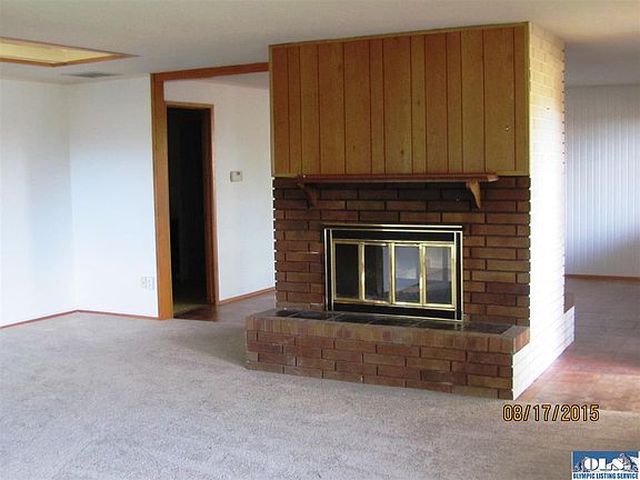 3rd image of 1848 Harborcrest Pl