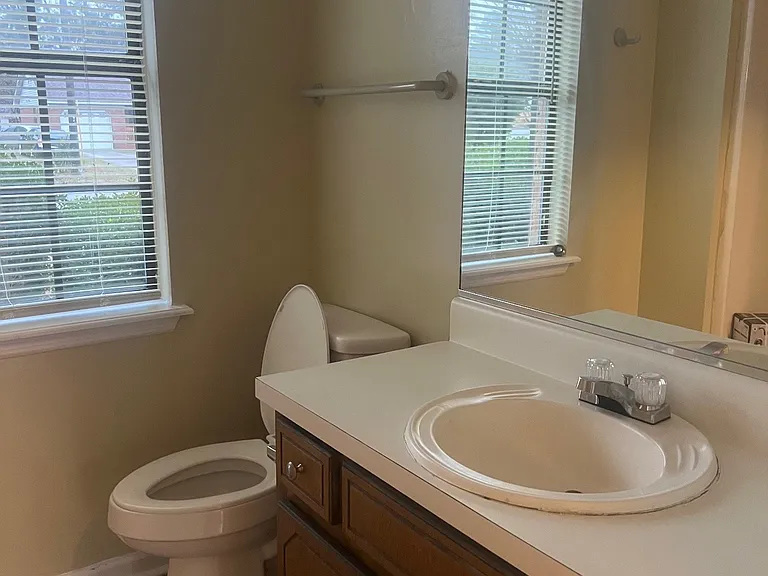 4506 Lakeland Ct — Photo 18