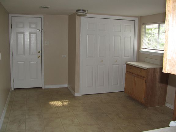 Entering kitchen from DR