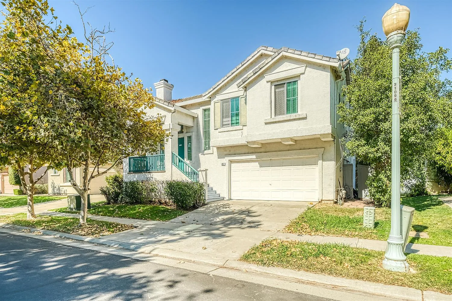 3001 Babson Dr photo 1