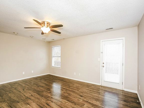 4th image of 7644 Windy Hill Way