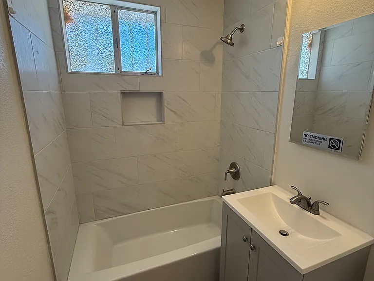 341 E Avenue Q7 — Photo 7