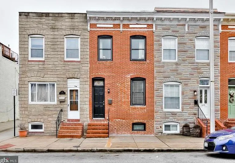 613 S East Ave — Photo 1