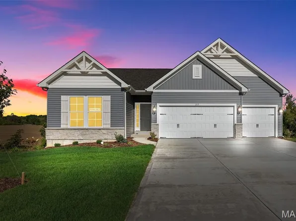 1 Westbrook Pinckney Rdg, Warrenton, MO 63383