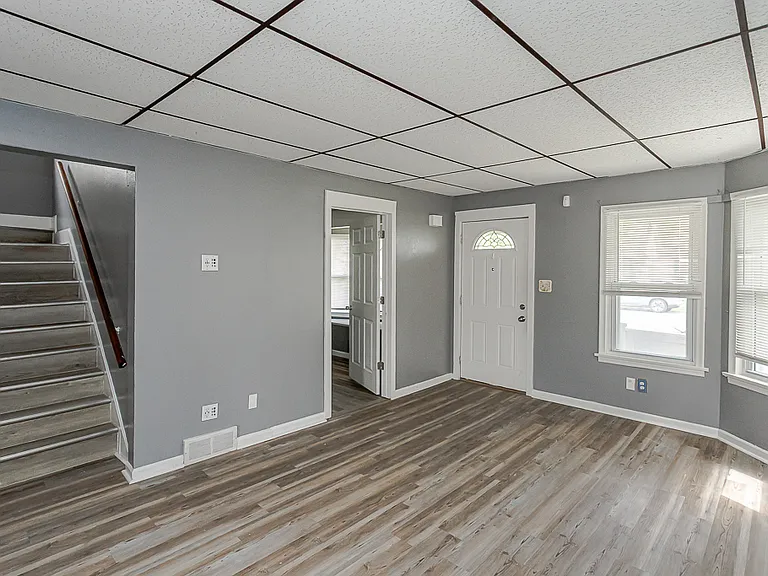 1149 South Ave — Photo 2