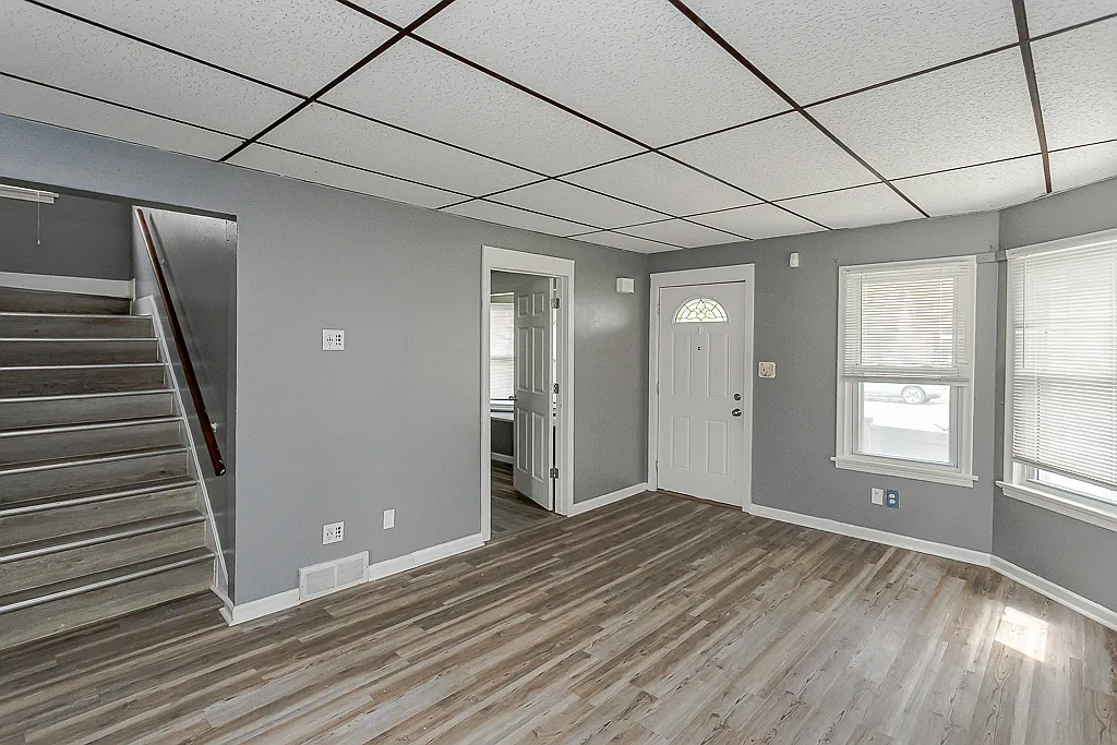 Building Photo - 1149 South Ave