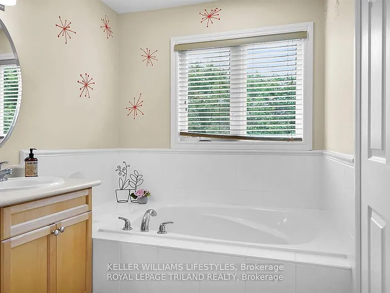 600 Hyde Park Rd #173 — Photo 23