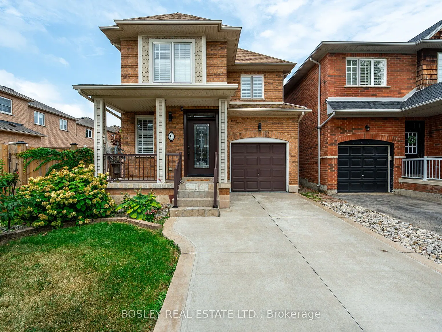 4 bed, $3,100 — Photo 1