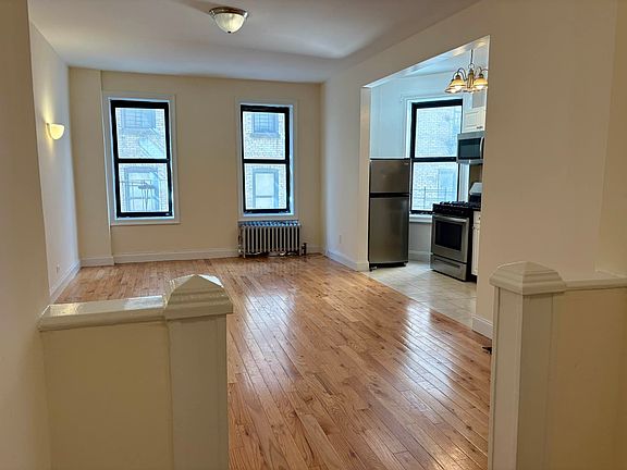 3rd image of 57 Cooper St #2E