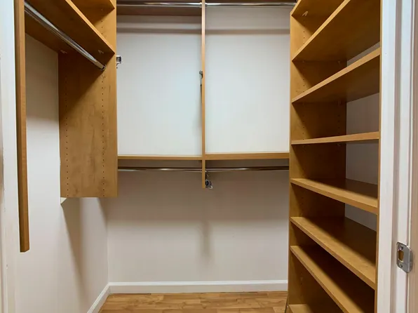 893 Myrtle Avenue image 12 of 23