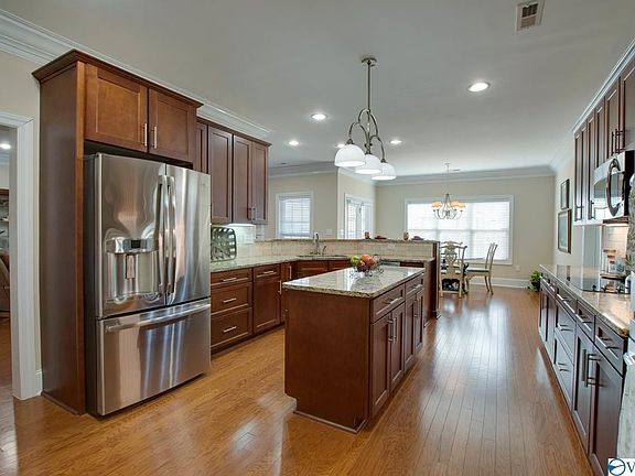2nd image of 3009 Laurel Cove Way SE