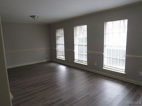 4th image of 354 Holly Ridge Dr