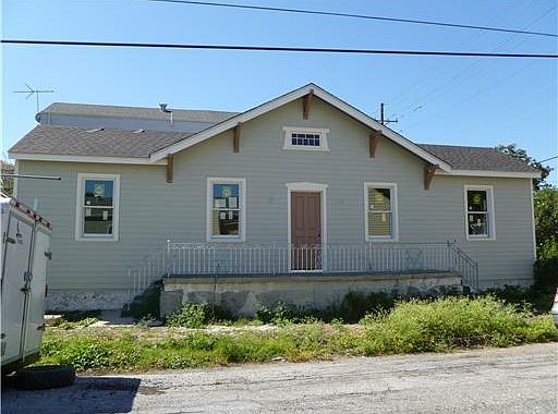 1st image of 624 6th St