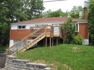 6828 Taylor Rd, Cincinnati, OH 45248