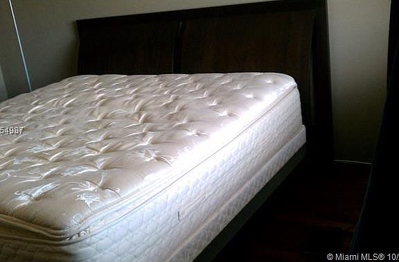 3rd image of 4141 Nautilus Dr APT 8F