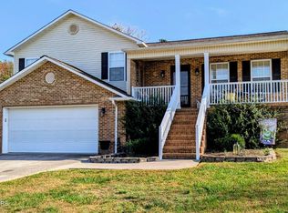 1753 Derby Downs Dr, Friendsville, TN 37737