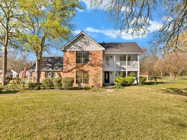 151 Buffalo Creek Dr, Crandall, TX 75114