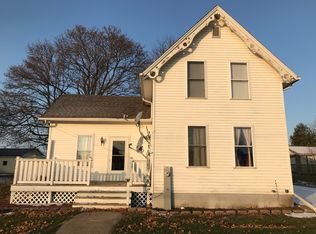 208 S Main St, Ohio, IL 61349